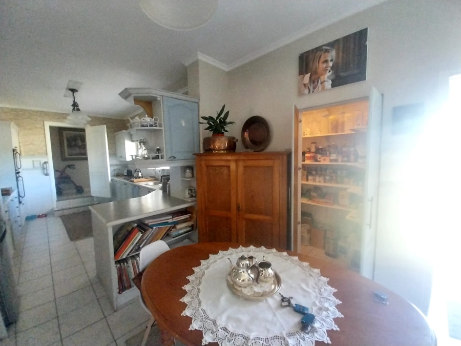 5 Bedroom Property for Sale in Robertson Western Cape